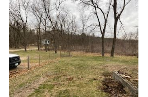 1586 Blue River Rd, Muscoda, WI 53573