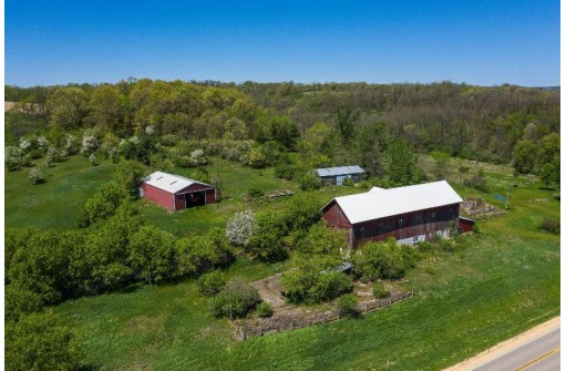 485 County Road H, Mount Horeb, WI 53572