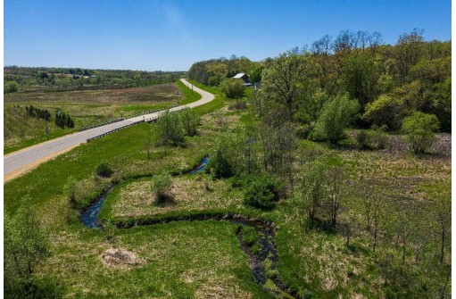 485 County Road H, Mount Horeb, WI 53572