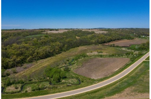 485 County Road H, Mount Horeb, WI 53572