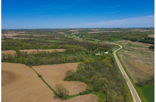 485 County Road H, Mount Horeb, WI 53572