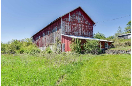 485 County Road H, Mount Horeb, WI 53572