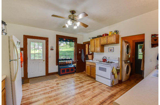 485 County Road H, Mount Horeb, WI 53572