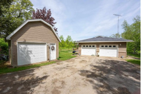 W1613 Golf View Dr