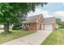 806 W Jefferson St, Waupun, WI 53963