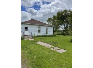 314 S Maple St North Freedom, WI 53951