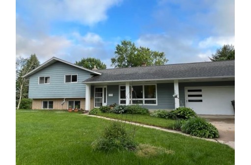 357 E Macarthur St, Sun Prairie, WI 53590