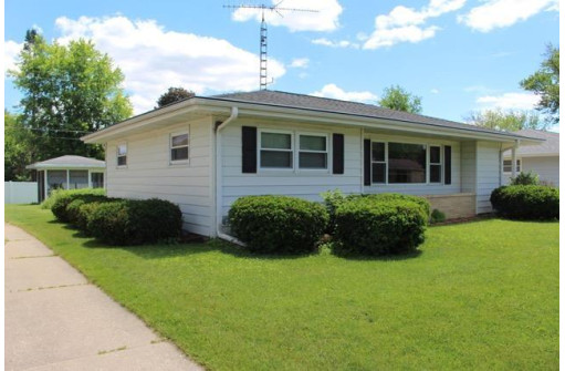 1245 S Pearl St, Janesville, WI 53546