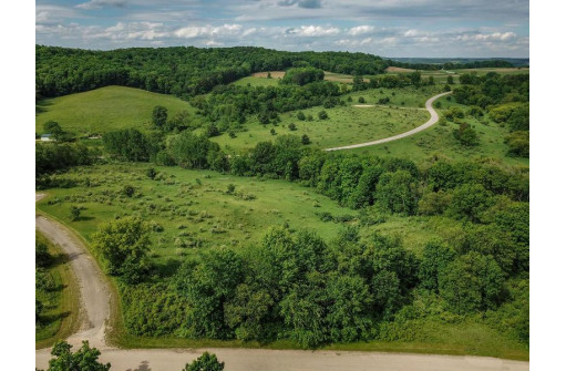 .79 ACRES Cross Trail Dr, La Valle, WI 53941