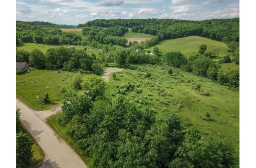 .79 ACRES Cross Trail Dr, La Valle, WI 53941