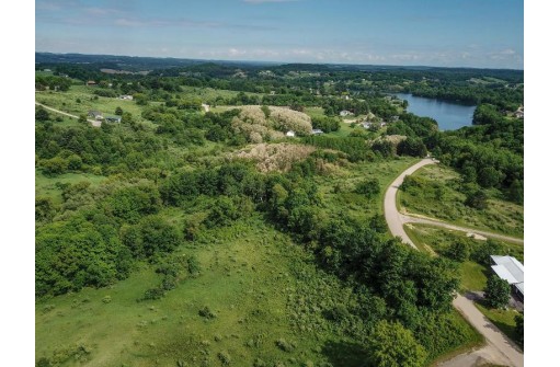 .79 ACRES Cross Trail Dr, La Valle, WI 53941