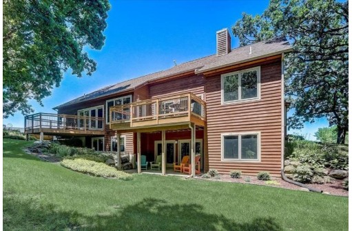 1419 Drotning Rd, Deerfield, WI 53531