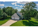 1743 Lunde Cir, Stoughton, WI 53589