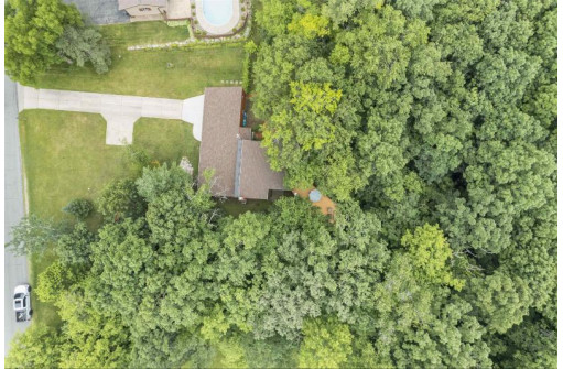 4729 Toepfer Rd, Middleton, WI 53562