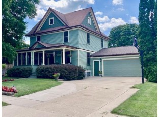 607 Mill St Green Lake, WI 54941