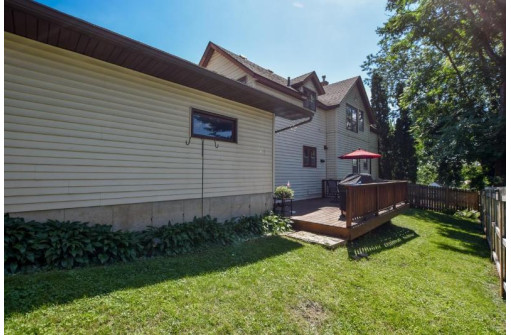 209 N Stevenson St, DeForest, WI 53532