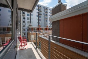 309 W Washington Ave 414