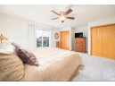 912 Stonehaven Dr, Sun Prairie, WI 53590