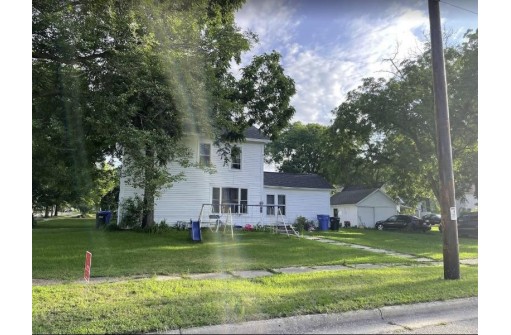 607 10th St, Brodhead, WI 53520