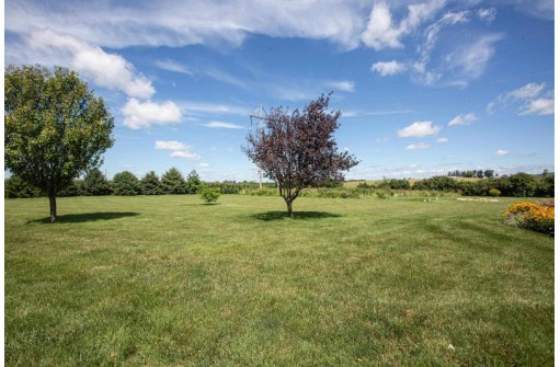 15465 Ipswitch Rd, Platteville, WI 53818