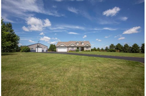 15465 Ipswitch Rd, Platteville, WI 53818