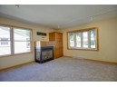 5513 Dahlen Dr, Madison, WI 53705