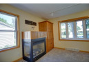 5513 Dahlen Dr, Madison, WI 53705