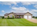 17013 King Rd, Mineral Point, WI 53565