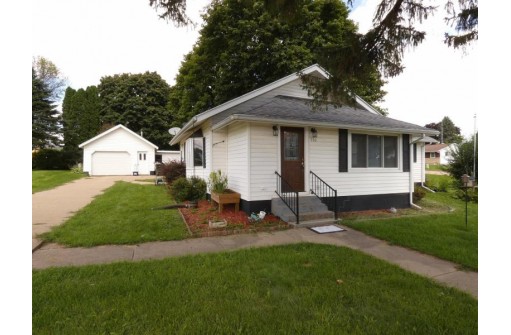 930 5th St, Fennimore, WI 53809