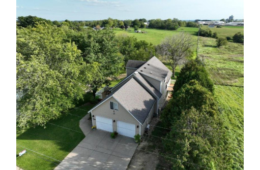 750 Fair St, Mineral Point, WI 53565