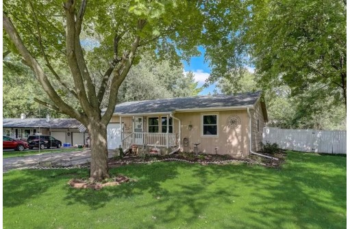 309 S Wright St, Orfordville, WI 53576