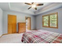 6635 Parkway Dr, Sun Prairie, WI 53590