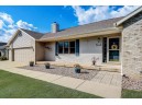 6635 Parkway Dr, Sun Prairie, WI 53590