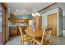 6635 Parkway Dr, Sun Prairie, WI 53590