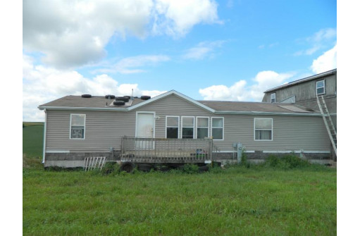 N1795 Brunkow Rd, Juda, WI 53550