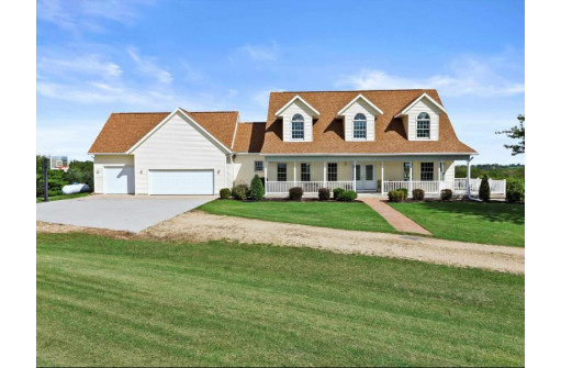 10798 Topper Rd, Blue Mounds, WI 53517