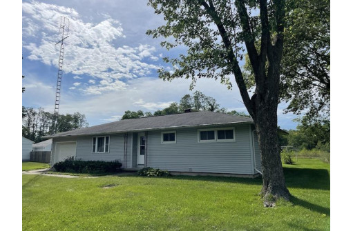 315 E Nebraska St, Muscoda, WI 53573