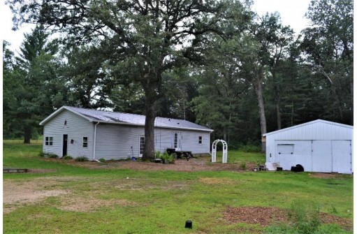 N9111 County Road H, Camp Douglas, WI 54618