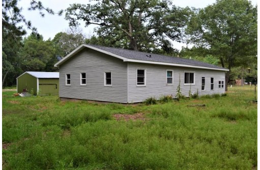 N9111 County Road H, Camp Douglas, WI 54618