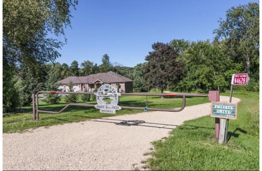 N4675 Allan Rd, Portage, WI 53901