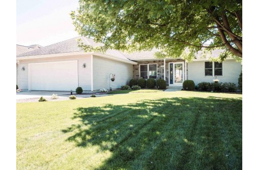 4132 Windmill Ln, Janesville, WI 53546