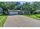 1468 Jenifer Ct, Sun Prairie, WI 53590