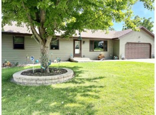 205 Cretney St Ridgeway, WI 53582