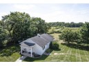 5 Shady Willow Rd, Brooklyn, WI 53521