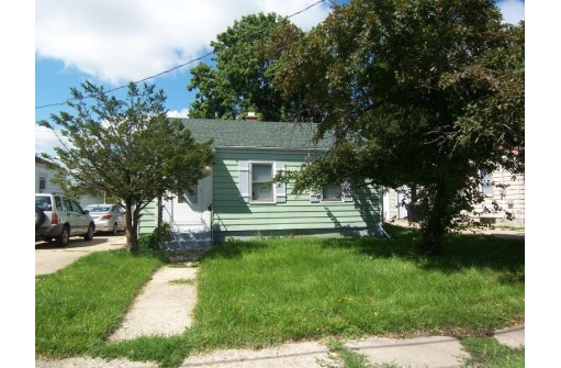 1722 Chapman Ave, Beloit, WI 51311