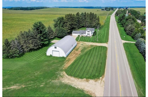 N2023 Hwy 22, Arlington, WI 53911