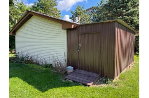 N1584 County Road K, Fort Atkinson, WI 53538