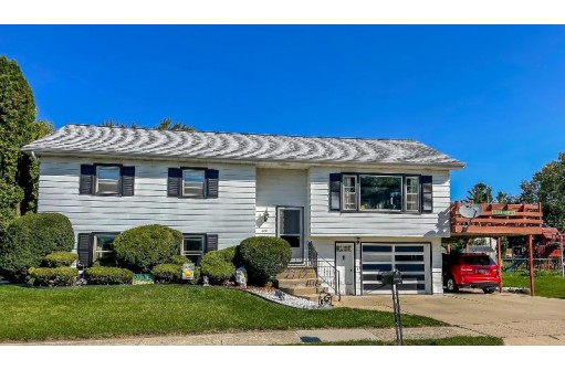 400 Brook St, Beaver Dam, WI 53916