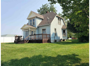 859 N Madison St Lancaster, WI 53813