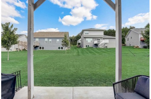 1817 Red Fern Ln, Madison, WI 53718